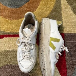 Veja V10 White and Yellow Casual Sneakers
